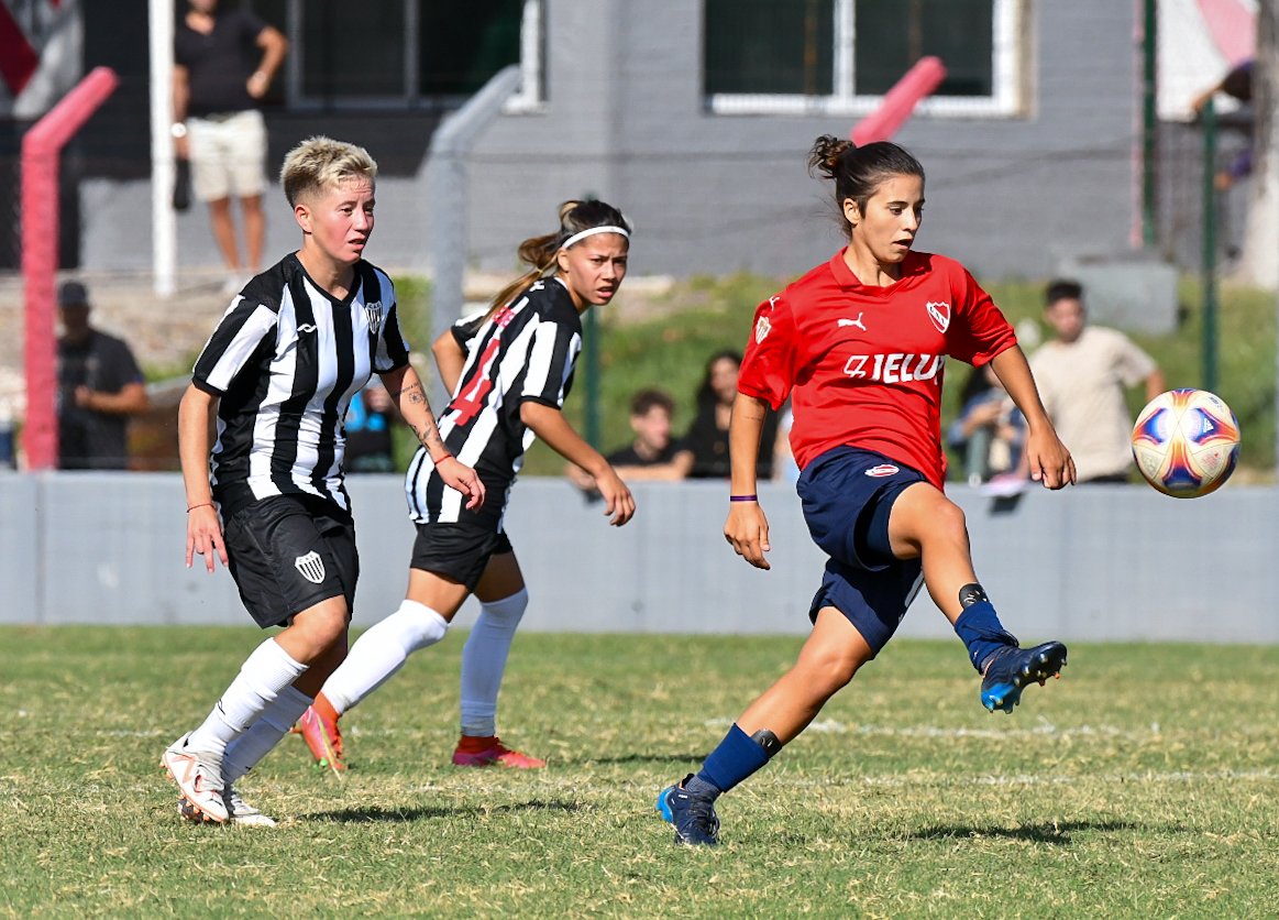Fútbol Femenino: finalizó la primera fecha del torneo
