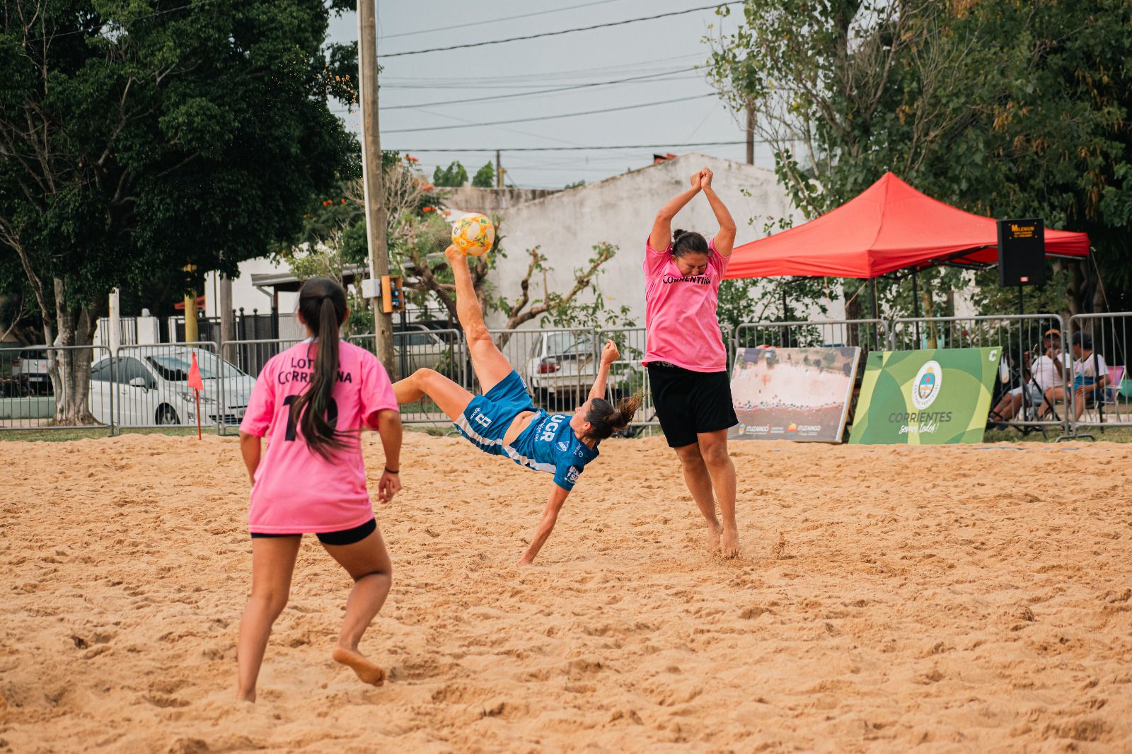 Se definieron los semifinalistas de la Liga Nacional Femenina de Fútbol Playa