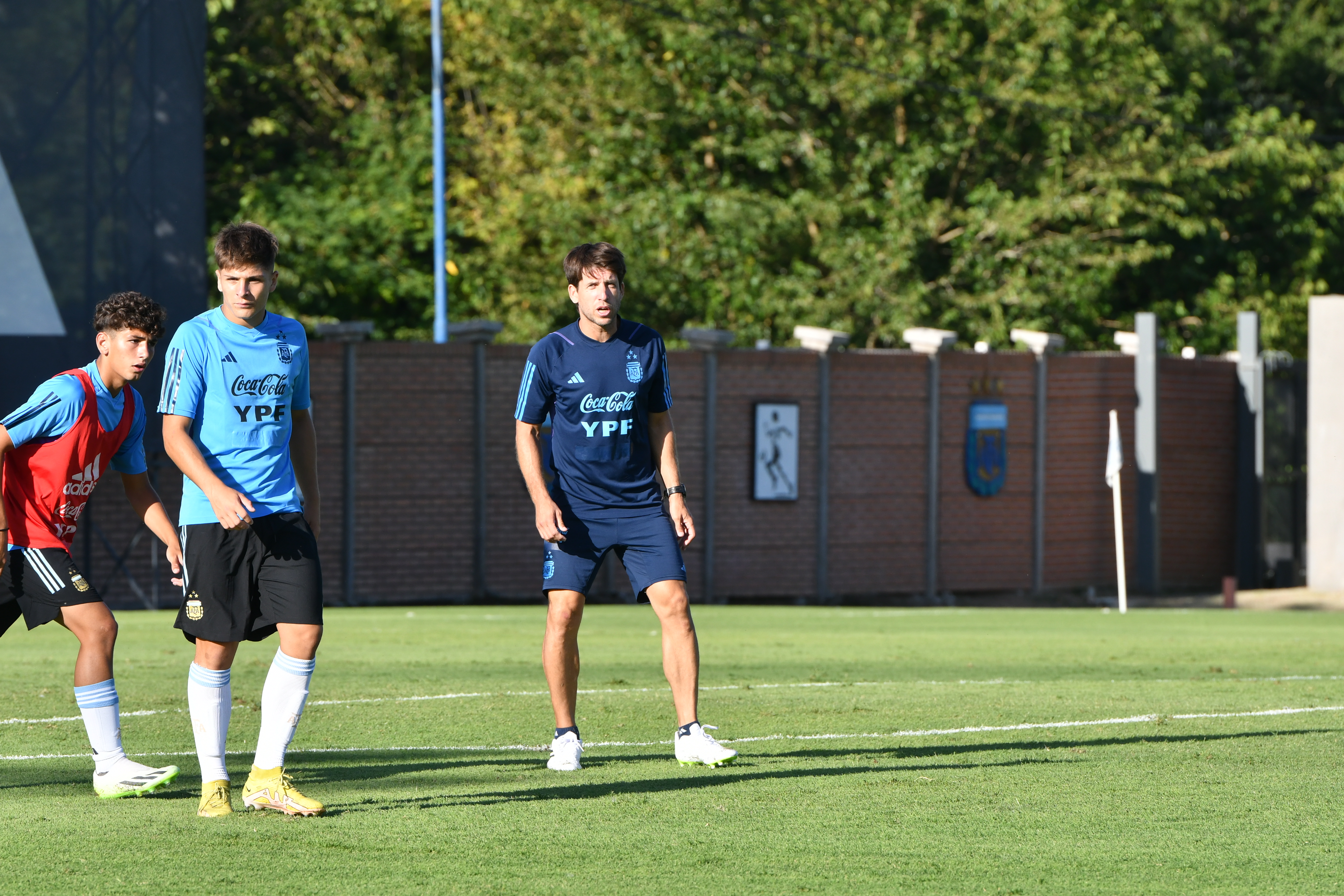 Trabajo en doble turno para la Selección Sub 17